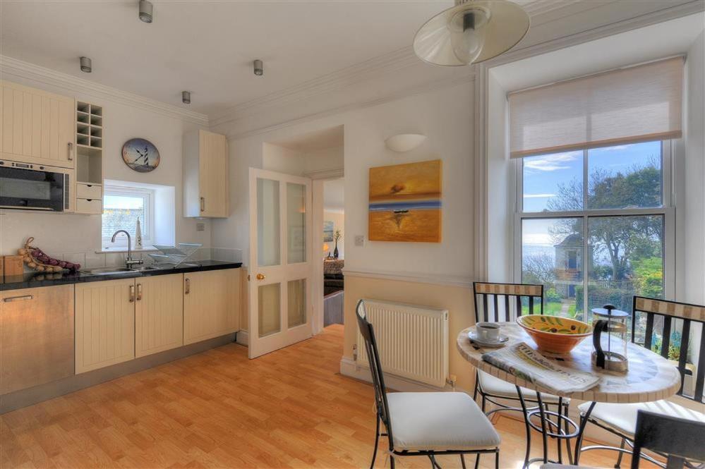 The Portland Suite 莱姆里吉斯 外观 照片